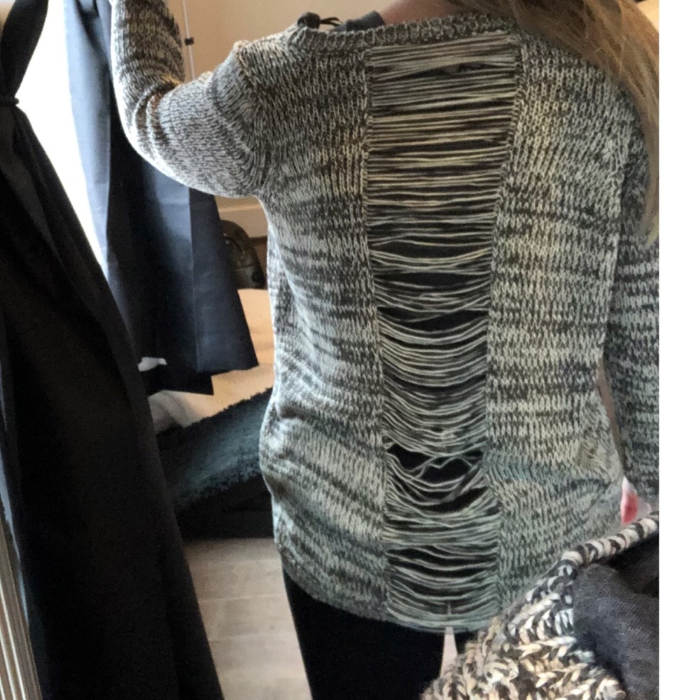 H&M Sweater